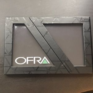 Brand new Ofra “Z Palette”